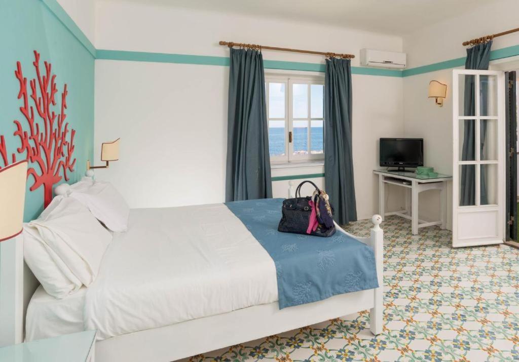 Sunbay Park Hotel Civitavecchia Exterior photo