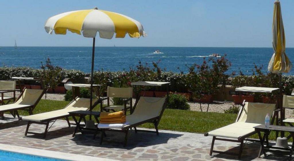 Sunbay Park Hotel Civitavecchia Exterior photo